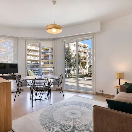 Arm1 - Beau 2 Pieces Avec Terrasse D'angle Cannes