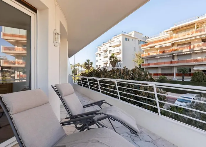 Arm1 - Beau 2 Pieces Avec Terrasse D'angle *